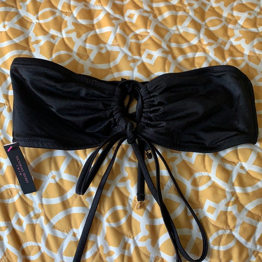 NWT VICTORIA’s SECREt SWIM Bikini Top